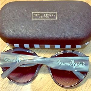 Henri Bendel Sunglasses